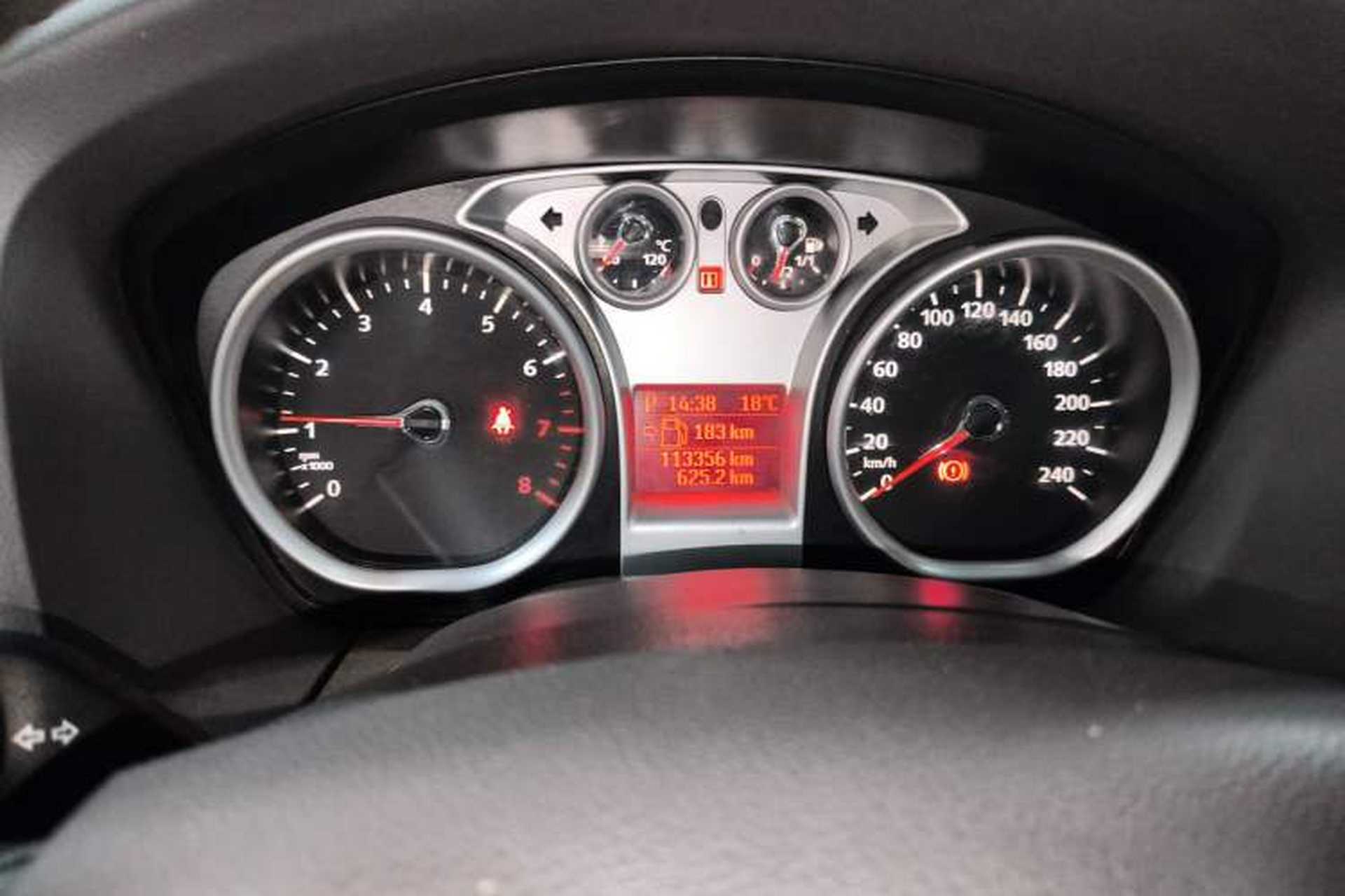 Used Ford Focus 2011 Sedan 1.8L Automatic Fashion Edition Instrument Cluster