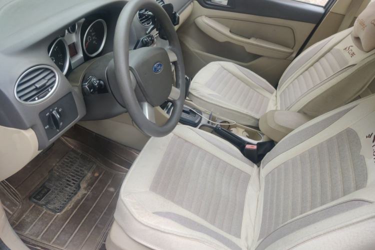 Used Ford Focus 2011 Sedan 1.8L Automatic Fashion Edition Left Front Seat