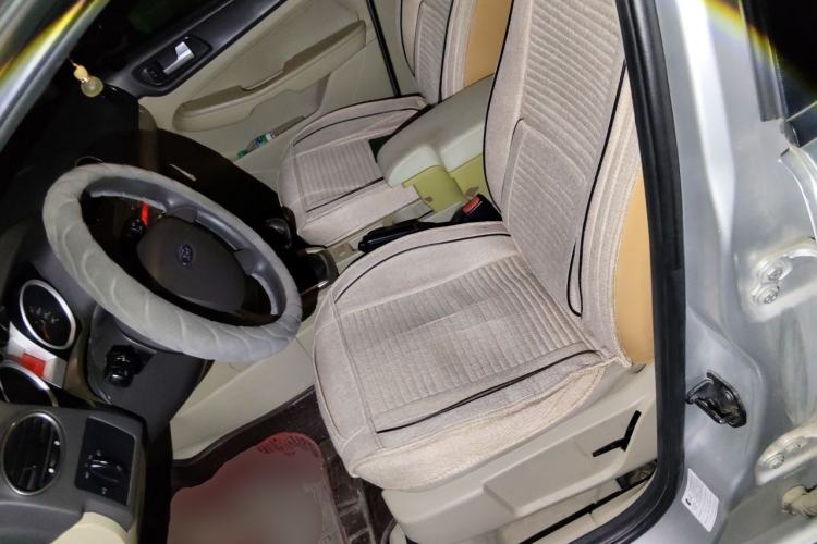 Used Ford Focus 2011 Sedan 1.8L Manual Classic Model Left Front Seat