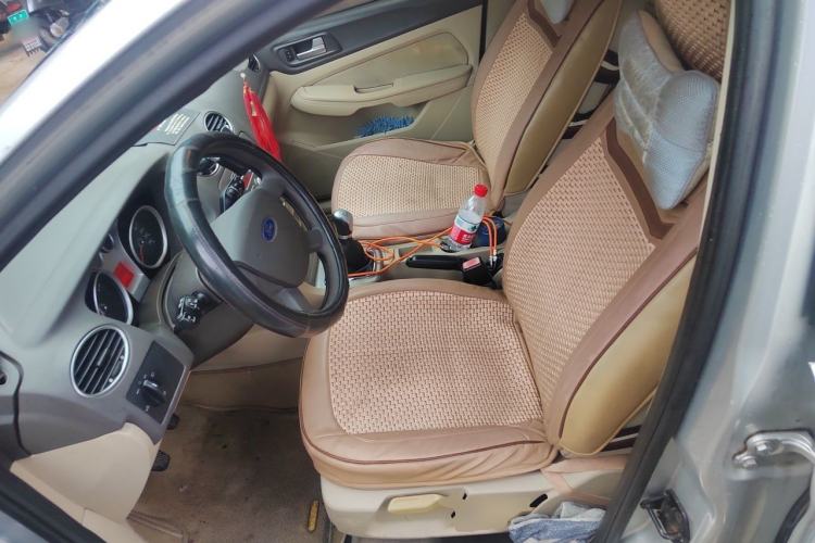 Used Ford Focus 2011 Sedan 1.8L Manual Comfort Model Left Front Seat