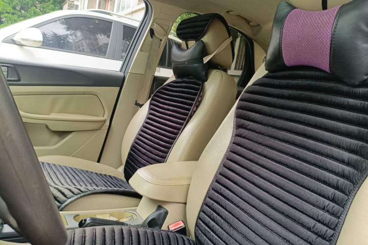 Used Ford Focus 2011 Sedan 1.8L Automatic Fashion Edition Left Front Seat