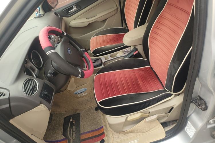 Used Ford Focus 2011 Sedan 1.8L Automatic Fashion Edition Left Front Seat