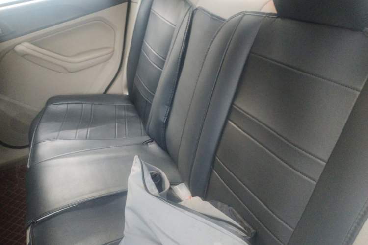 Used Ford Focus 2011 Sedan 1.8L Manual Comfort Model Left Rear Seat