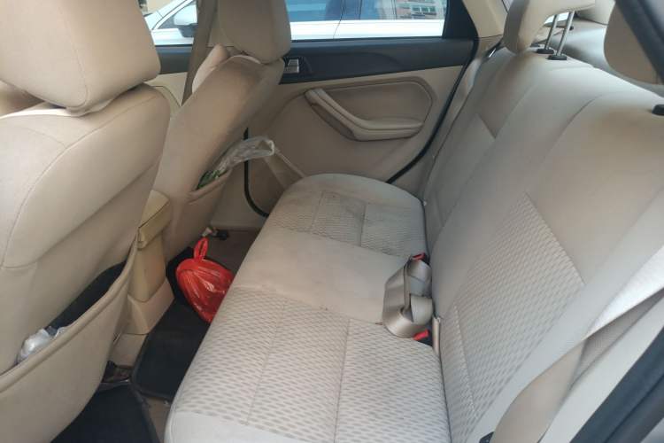 Used Ford Focus 2011 Sedan 1.8L Manual Comfort Model Left Rear Seat