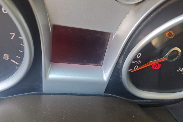 Used Ford Focus 2011 Sedan 1.8L Automatic Fashion Edition Odometer Close Up