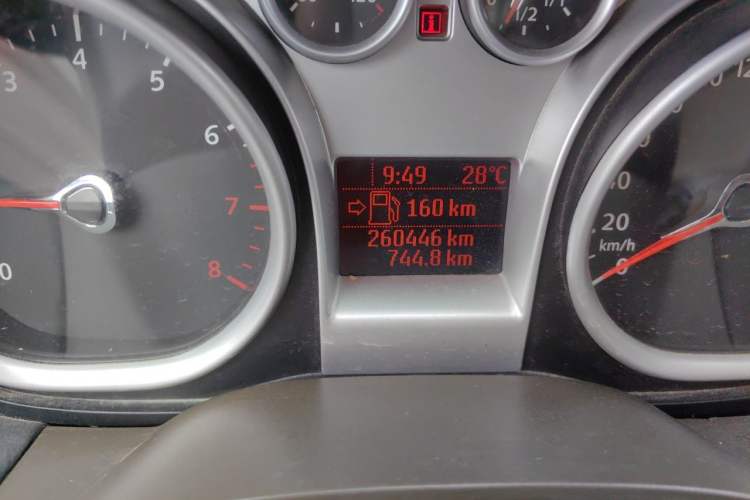 Used Ford Focus 2011 Sedan 1.8L Automatic Fashion Edition Odometer Close Up