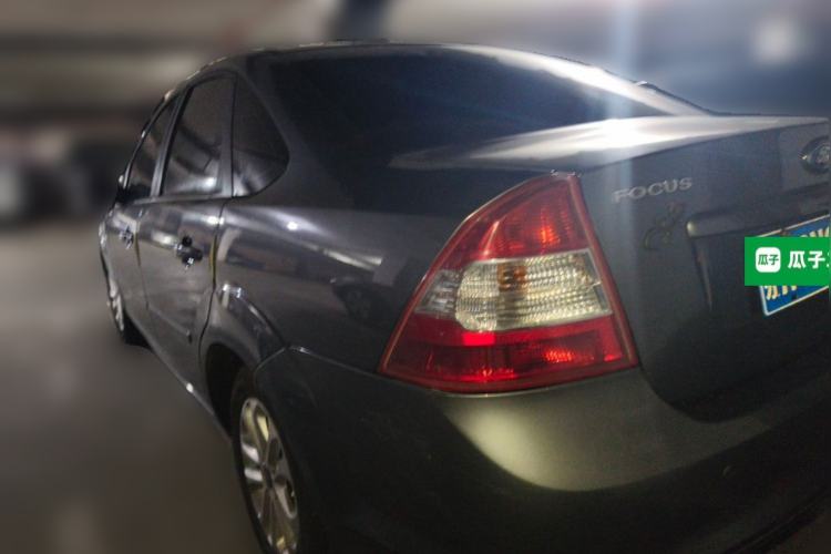Used Ford Focus 2011 Sedan 1.8L Automatic Fashion Edition Rear Left 45 Deg