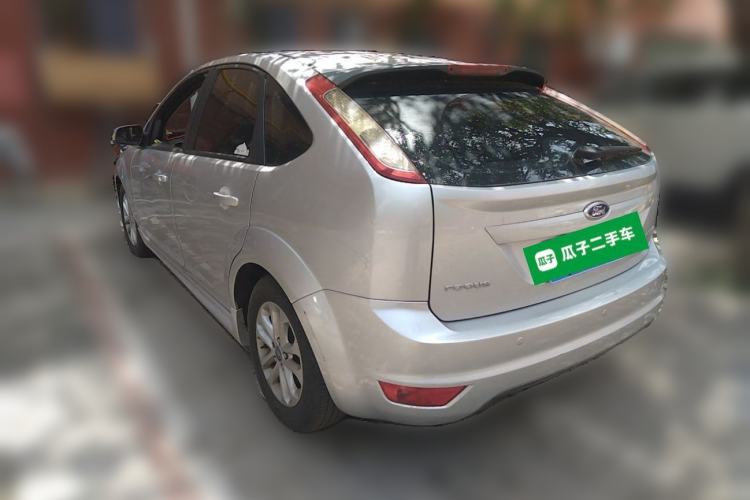 Used Ford Focus 2011 Hatchback 1.8L Automatic Fashion Edition Rear Left 45 Deg