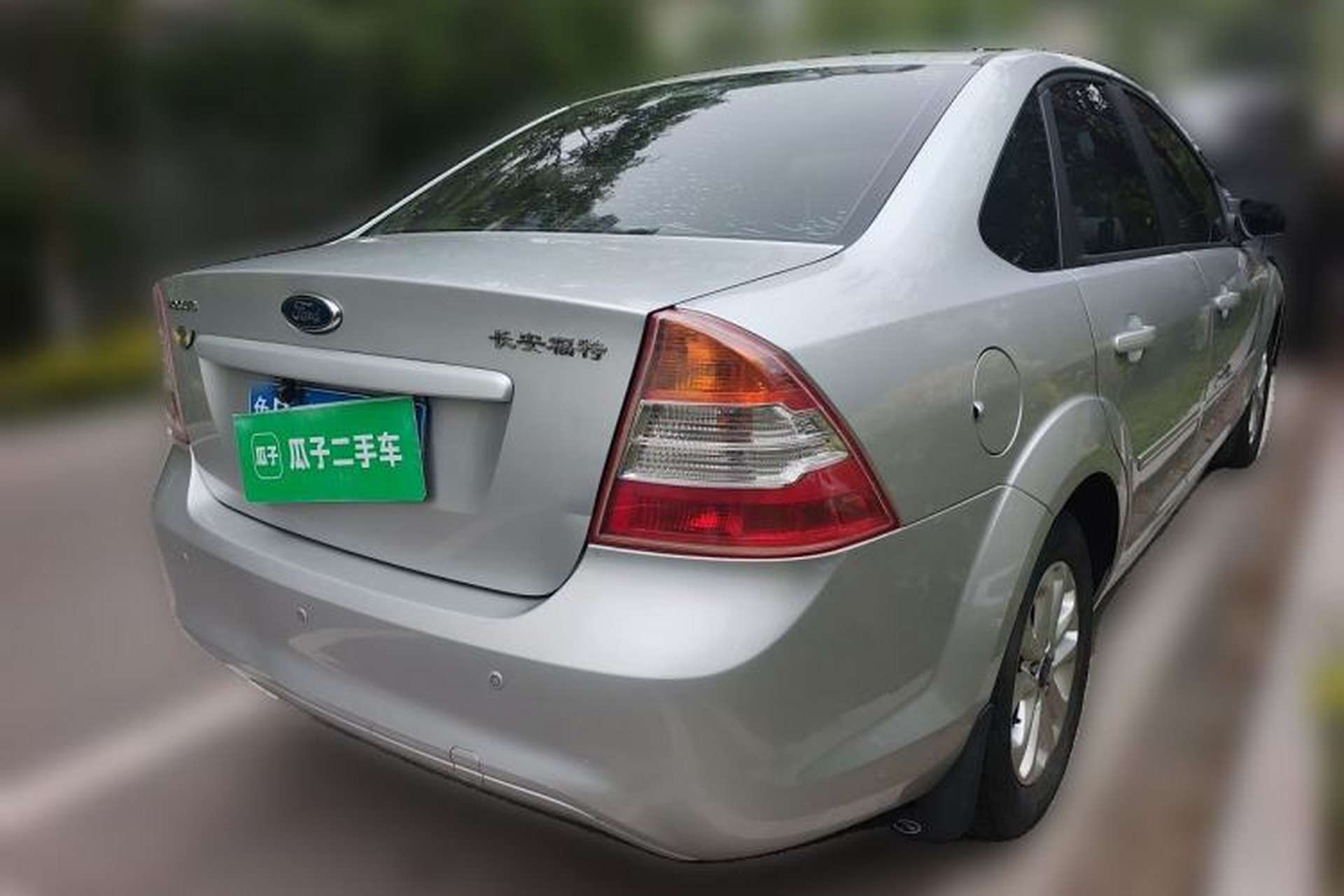 Used Ford Focus 2011 Sedan 1.8L Automatic Fashion Edition Rear Right 45 Deg