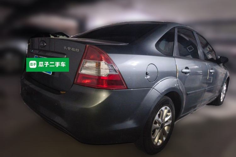Used Ford Focus 2011 Sedan 1.8L Automatic Fashion Edition Rear Right 45 Deg