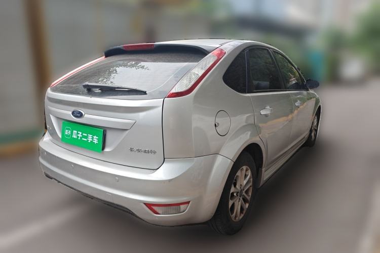 Used Ford Focus 2011 Hatchback 1.8L Automatic Fashion Edition Rear Right 45 Deg