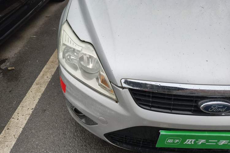 Used Ford Focus 2011 Sedan 1.8L Automatic Fashion Edition Right Front Headlight