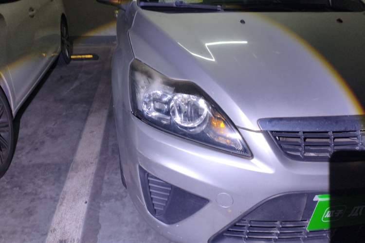Used Ford Focus 2011 Hatchback 1.8L Manual Classic Model Right Front Headlight