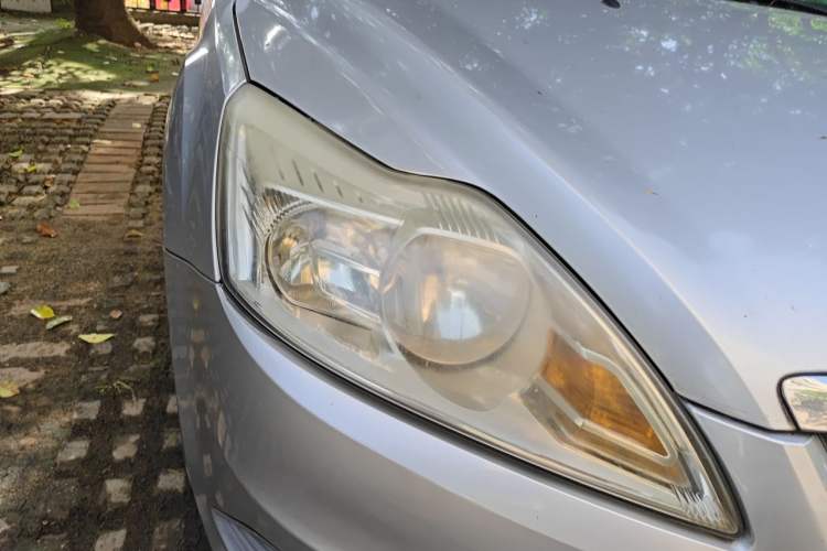 Used Ford Focus 2011 Sedan 1.8L Automatic Fashion Edition Right Front Headlight