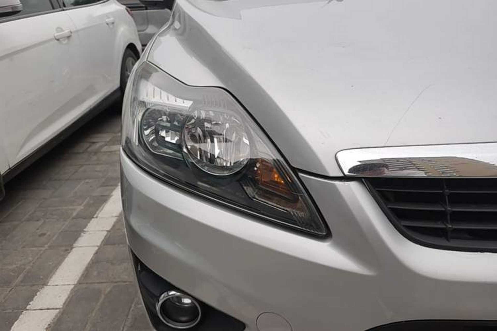 Used Ford Focus 2011 Hatchback 1.8L Automatic Fashion Edition Right Front Headlight