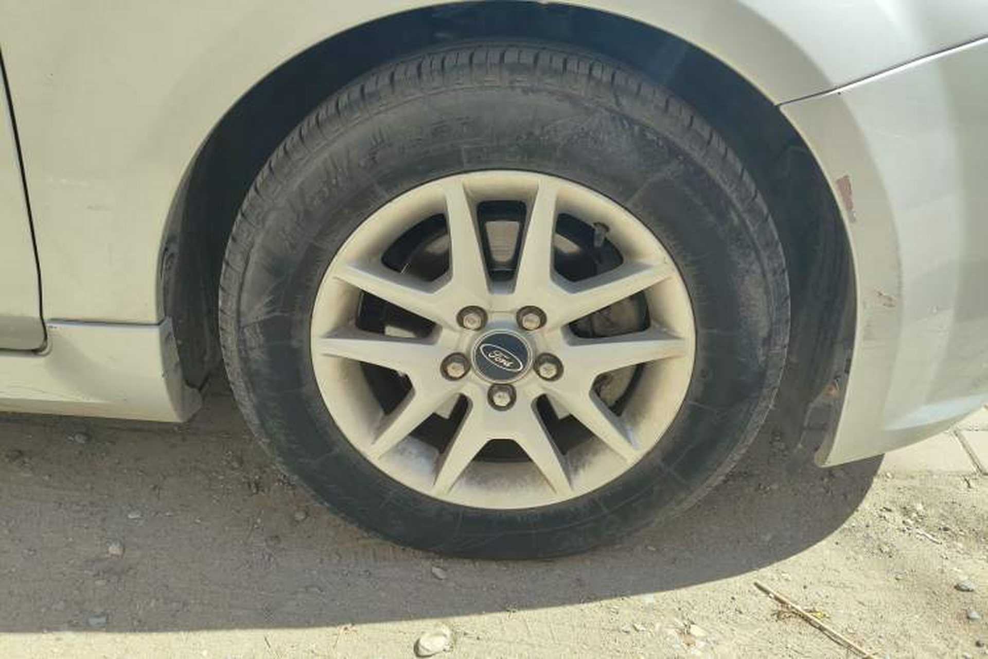 Used Ford Focus 2011 Hatchback 1.8L Manual Classic Model Right Front Wheel Hub