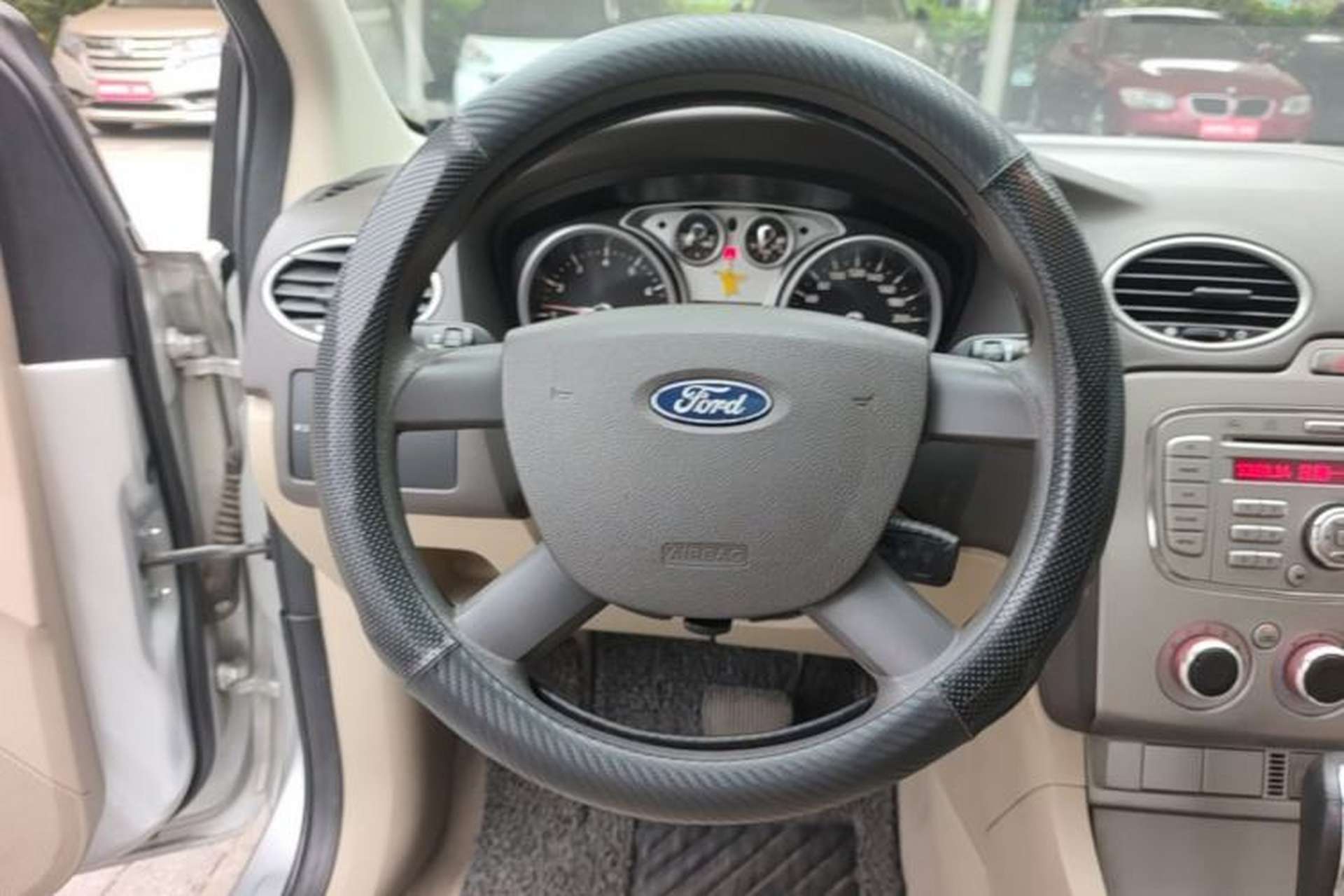 Used Ford Focus 2011 Hatchback 1.8L Automatic Fashion Edition Steering Wheel