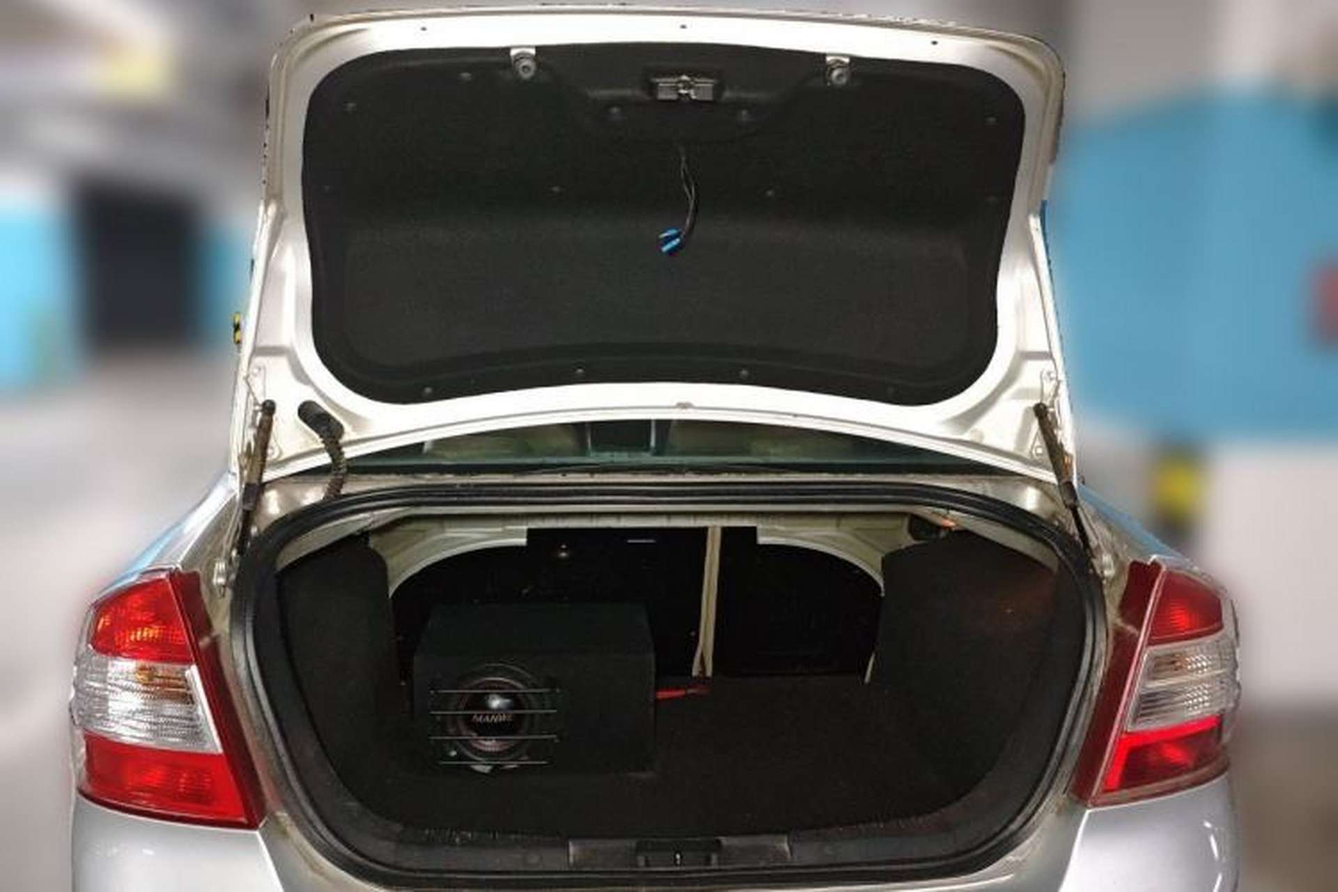 Used Ford Focus 2011 Sedan 1.8L Automatic Fashion Edition Trunk