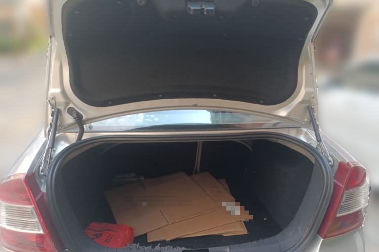 Used Ford Focus 2011 Sedan 1.8L Manual Comfort Model Trunk