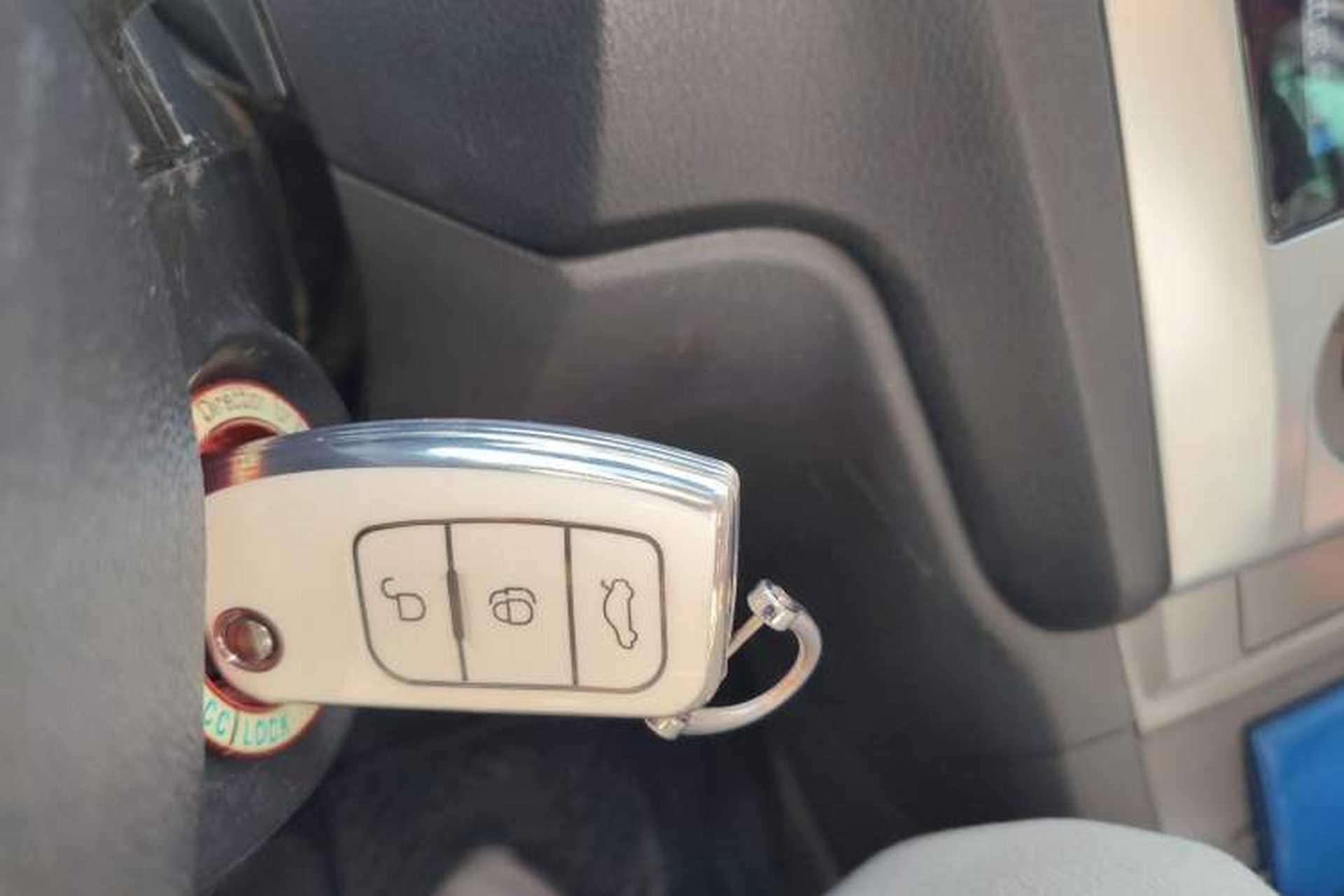 Used Ford Focus 2011 Hatchback 1.8L Manual Classic Model Vehicle Key