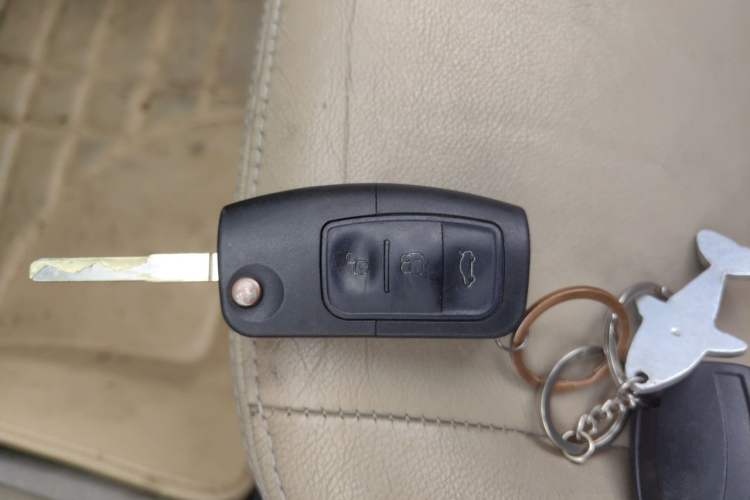 Used Ford Focus 2011 Sedan 1.8L Automatic Fashion Edition Vehicle Key