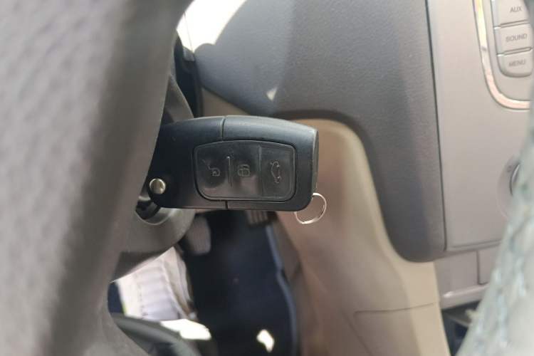Used Ford Focus 2011 Sedan 1.8L Manual Classic Model Vehicle Key
