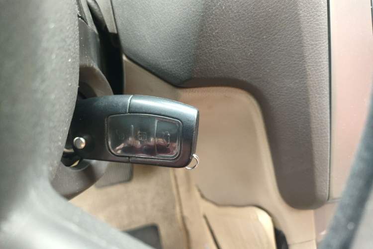 Used Ford Focus 2011 Sedan 1.8L Automatic Fashion Edition Vehicle Key