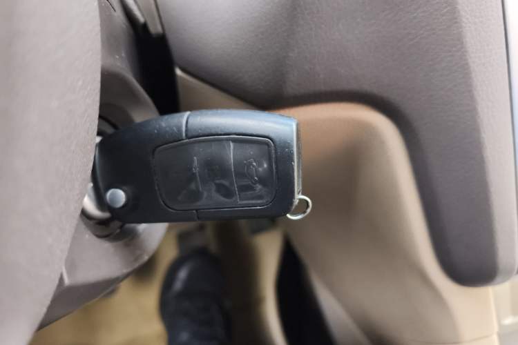 Used Ford Focus 2011 Sedan 1.8L Manual Comfort Model Vehicle Key