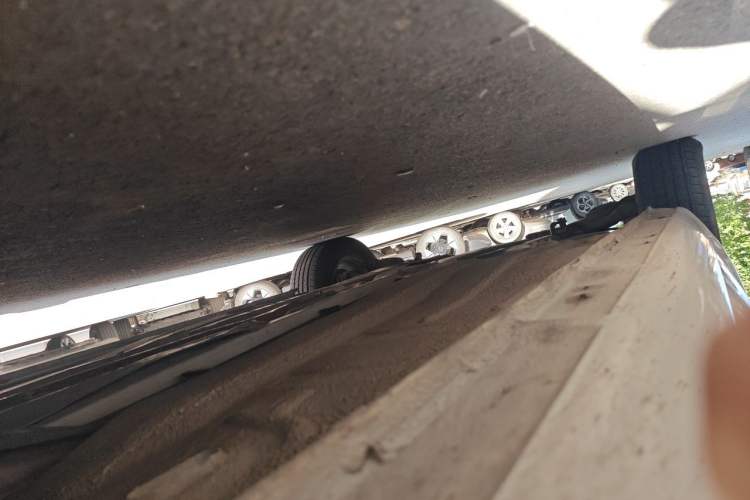 Used Ford Focus 2011 Sedan 1.8L Manual Comfort Model Chassis Front Right