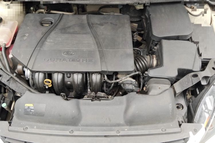 Used Ford Focus 2011 Hatchback 1.8L Automatic Fashion Edition Engine Bay