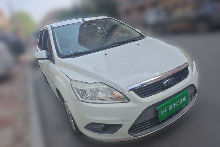 Used Ford Focus 2011 Sedan 1.8L Manual Comfort Model Front Right 45 Deg