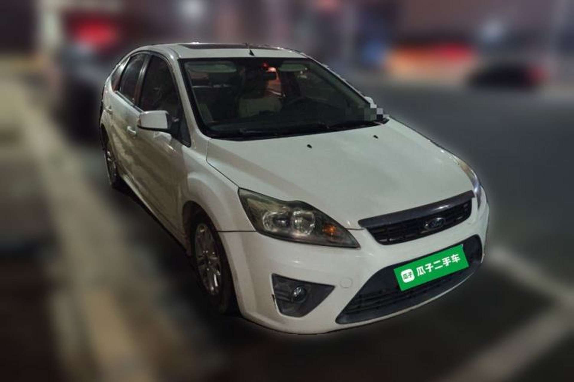 Used Ford Focus 2011 Hatchback 1.8L Automatic Fashion Edition Front Right 45 Deg