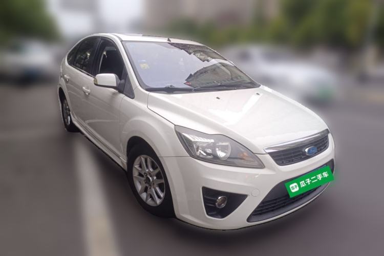 Used Ford Focus 2011 Hatchback 1.8L Manual Comfort Model Front Right 45 Deg