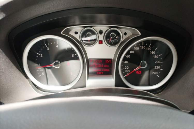 Used Ford Focus 2011 Hatchback 1.8L Automatic Fashion Edition Instrument Cluster