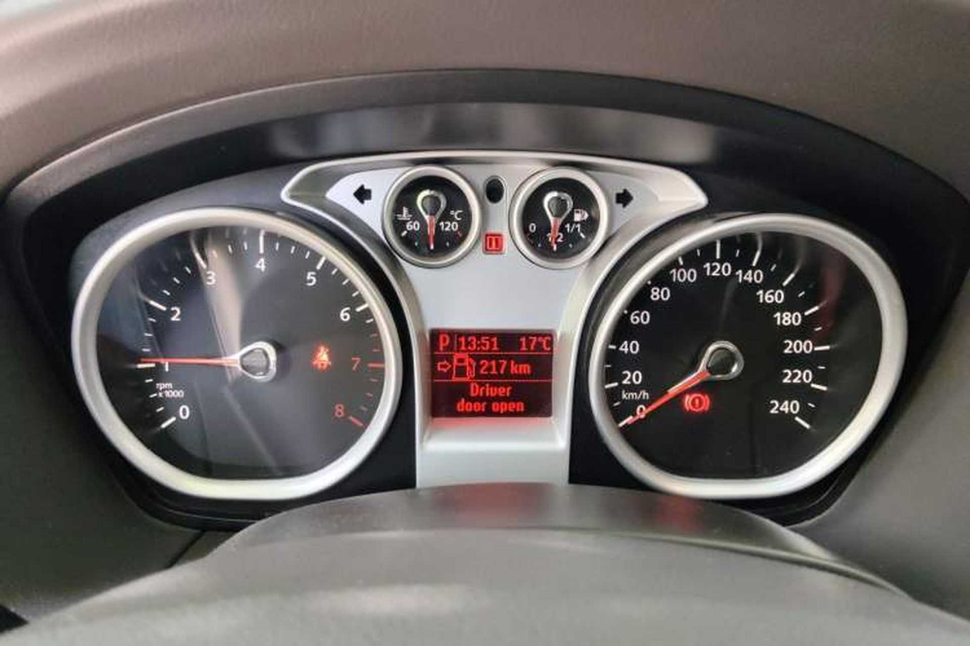 Used Ford Focus 2011 Hatchback 1.8L Automatic Fashion Edition Instrument Cluster