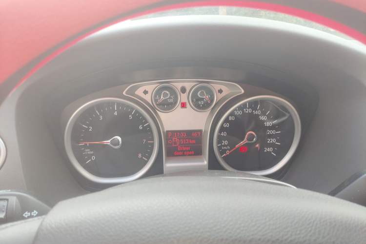 Used Ford Focus 2011 Hatchback 1.8L Automatic Fashion Edition Instrument Cluster