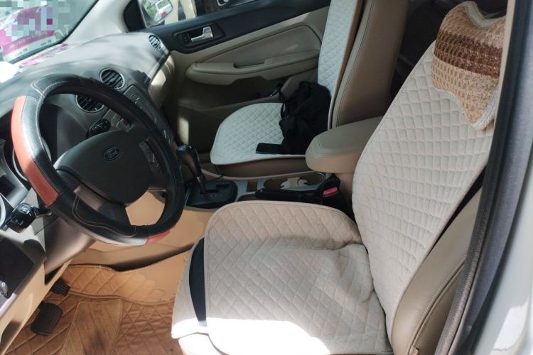 Used Ford Focus 2011 Hatchback 1.8L Automatic Fashion Edition Left Front Seat