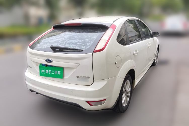 Used Ford Focus 2011 Hatchback 1.8L Automatic Fashion Edition Rear Right 45 Deg