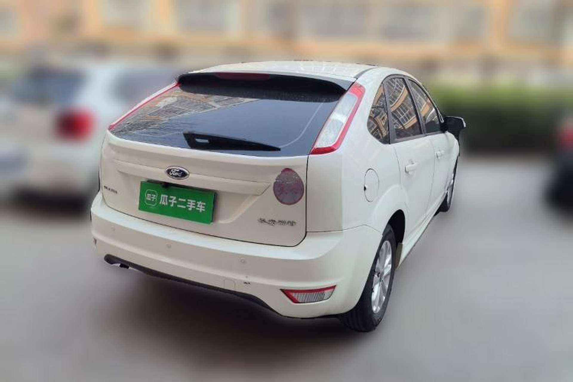 Used Ford Focus 2011 Hatchback 1.8L Automatic Fashion Edition Rear Right 45 Deg