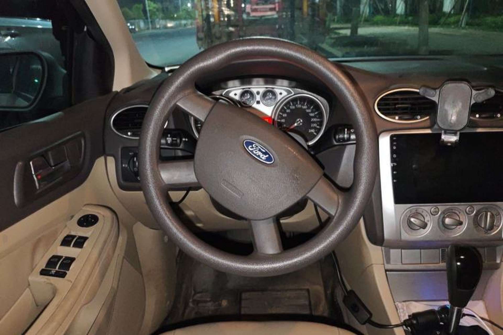 Used Ford Focus 2011 Hatchback 1.8L Automatic Fashion Edition Steering Wheel