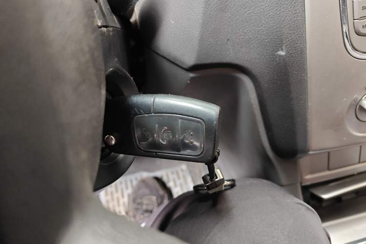 Used Ford Focus 2011 Hatchback 1.8L Manual Classic Model Vehicle Key