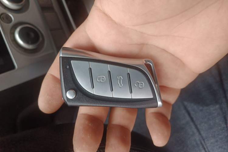 Used Ford Focus 2011 Hatchback 1.8L Manual Comfort Model Vehicle Key