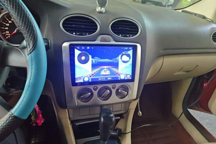 Used Ford Focus 2011 Sedan 1.8L Automatic Fashion Edition Audio And AC Panel