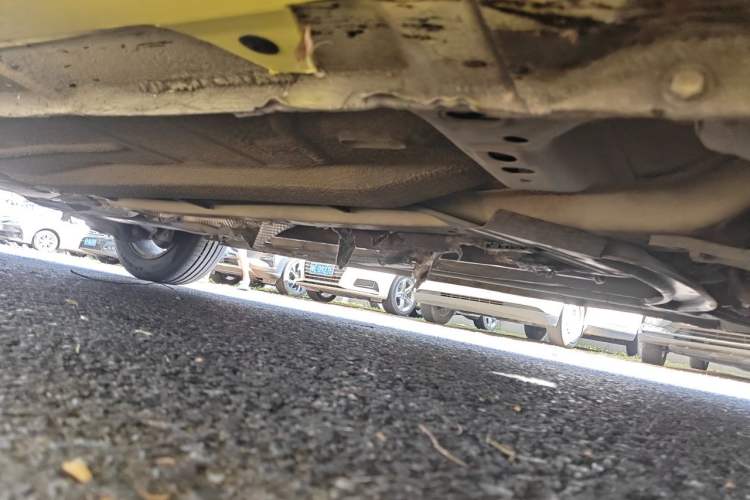 Used Ford Focus 2011 Hatchback 1.8L Automatic Fashion Edition Chassis Front Right