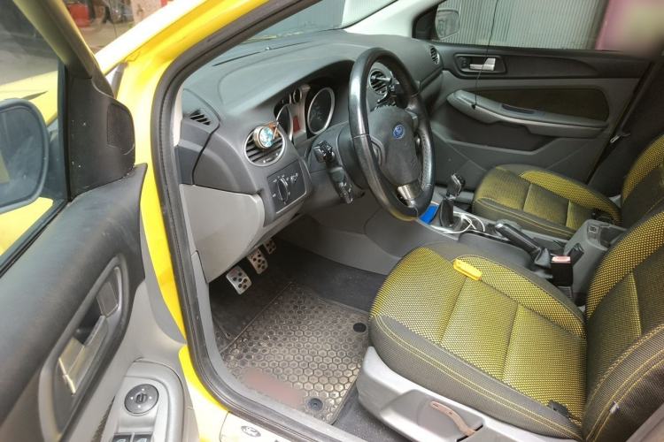 Used Ford Focus 2011 Hatchback 2.0L Manual Sport Model Driver Seat