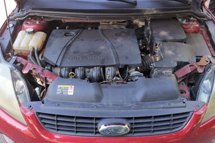 Used Ford Focus 2011 Hatchback 1.8L Automatic Fashion Edition Engine Bay