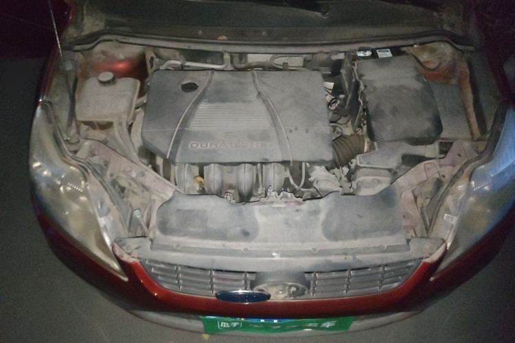 Used Ford Focus 2011 Sedan 1.8L Automatic Fashion Edition Engine Bay