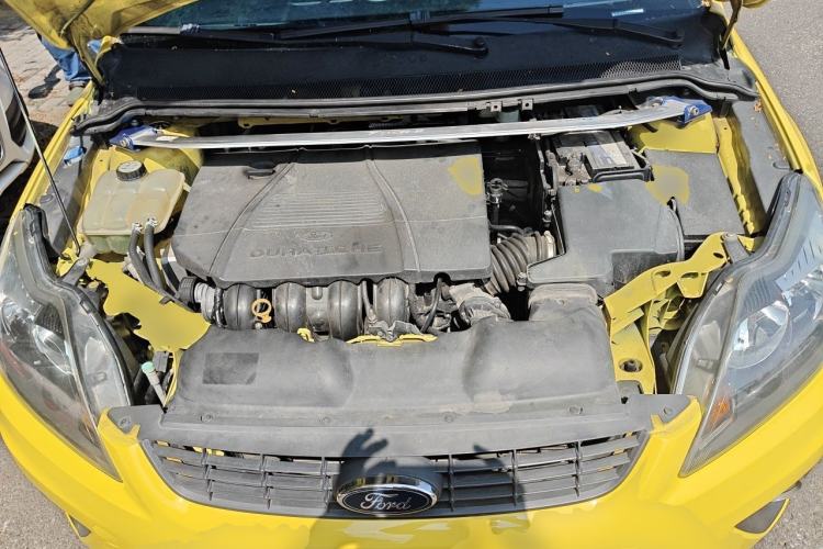 Used Ford Focus 2011 Hatchback 1.8L Automatic Fashion Edition Engine Bay