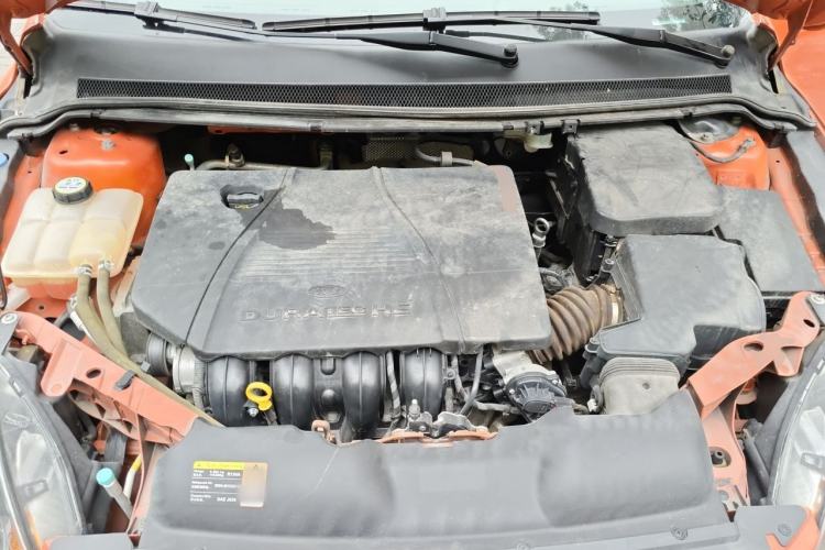 Used Ford Focus 2011 Hatchback 1.8L Automatic Fashion Edition Engine Bay