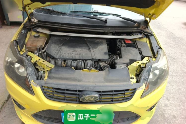 Used Ford Focus 2011 Hatchback 2.0L Manual Sport Model Engine Bay